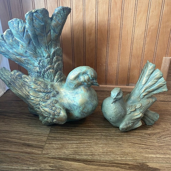 VTG pair of Resin Doves or Pigeons figurines sculpture gold and green patina - Picture 1 of 11
